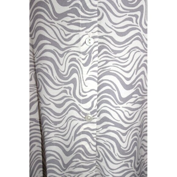 ABERCROMBIE & FITCH Boyfriend Faux Silk Button-Up Shirt in Cream Pattern (XL) - Picture 7 of 11